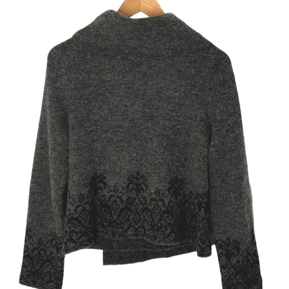 Adrienne Vittadini wool wrap sweater Size M - Picture 2 of 3